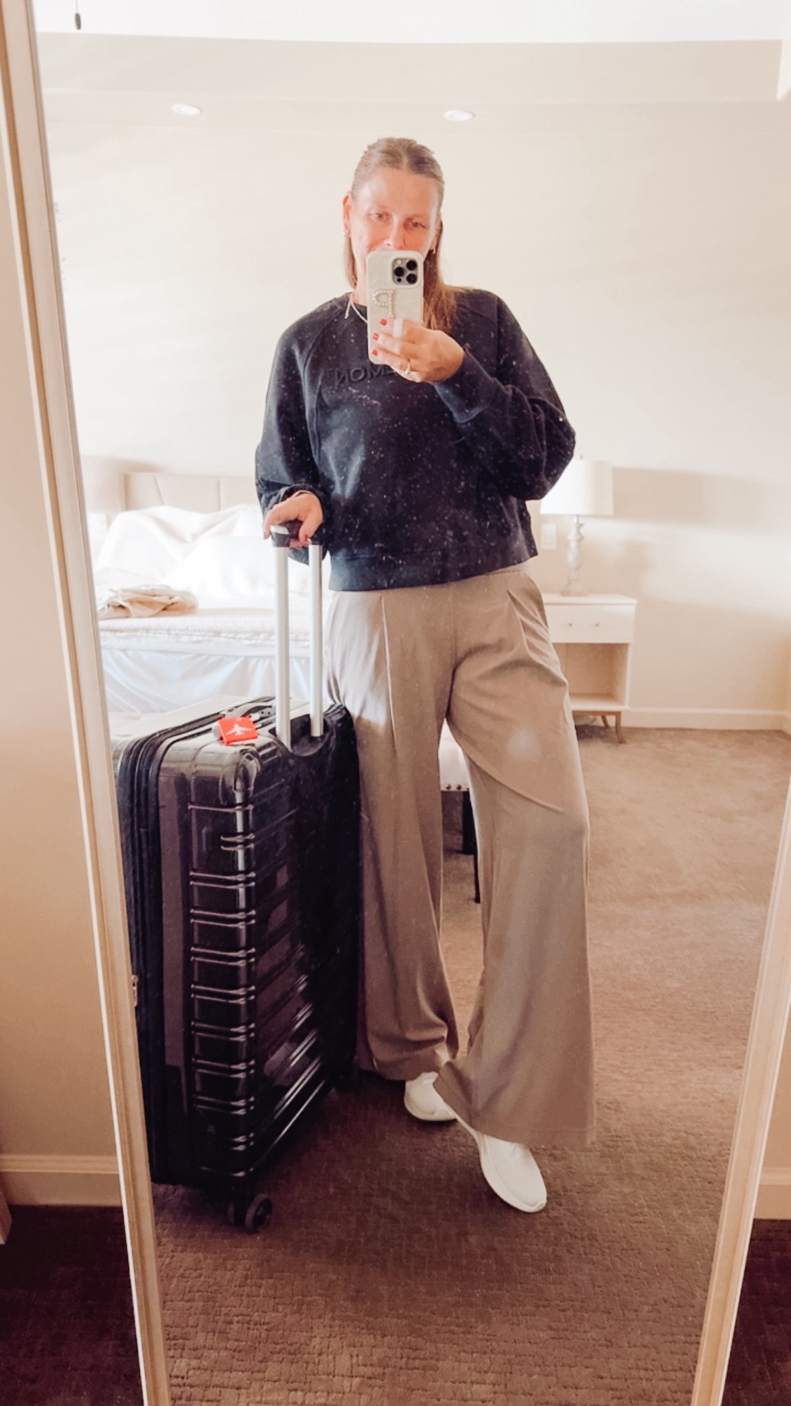 TRAVEL OUTFIT 


#LTKOver40 #LTKTravel #LTKootd