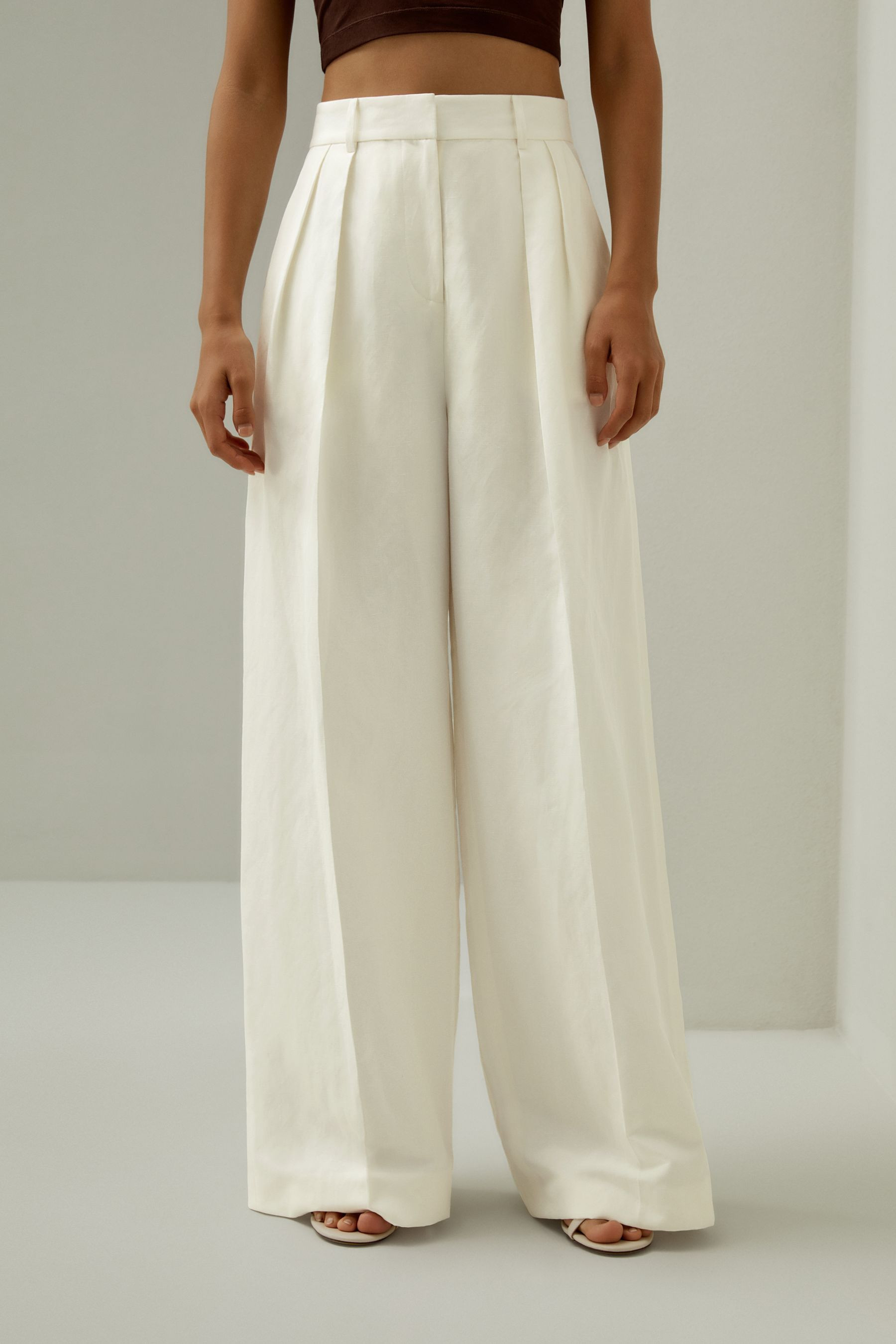 Front-Pleated Silk-Linen Blend Trousers | LilySilk