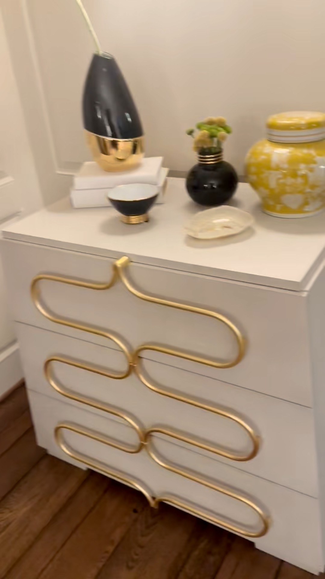 A modern chic chest brings the space to life—where style meets function. Solid wood construction, gold leaf accents, and self-closing drawers make this piece as beautiful as it is practical.
#modernhome #chestofdrawers #functionaldesign #interiorinspo #homeelevated

#LTKHome #LTKHoliday