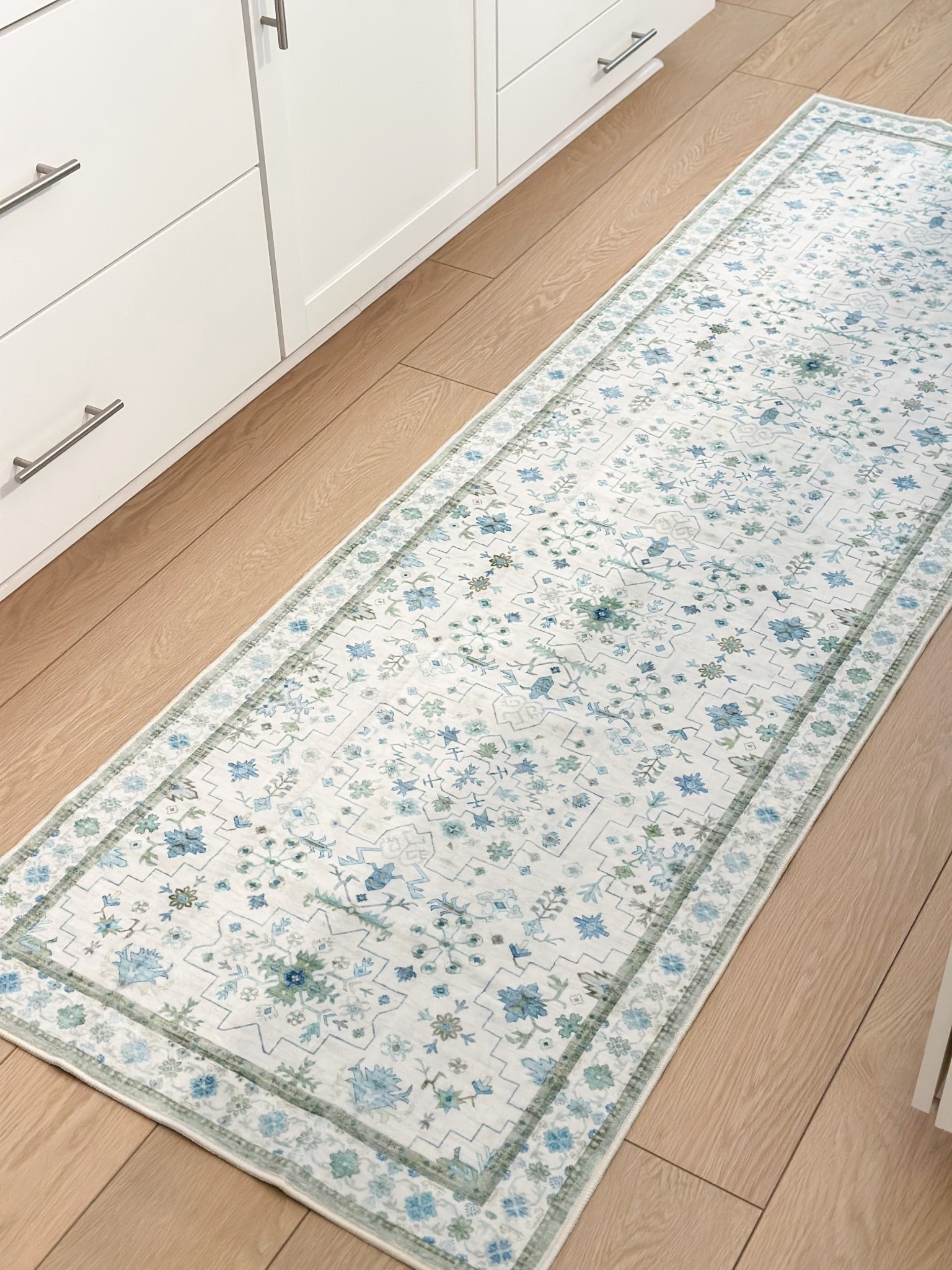 New machine washable runner from Amazon! 

Amazon home, Amazon rug, washable rug, kitchen rug, kitchen runner, blue and green rug 

#LTKFindsUnder100 #LTKSaleAlert #LTKHome