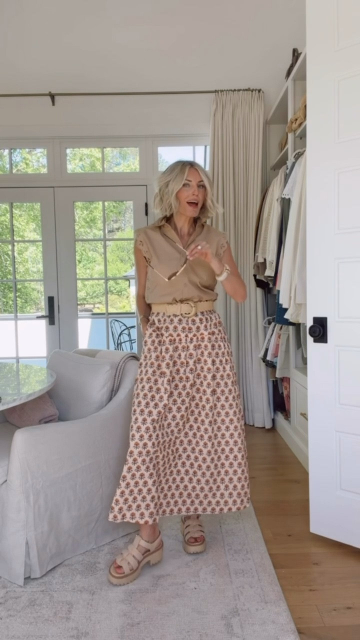 How cute is this spring look?! I love how these pieces look together! Wearing XS.

Loverly Grey, Loft, spring fashion, spring outfit ideas, floral maxi dress

#LTKSeasonal #LTKootd