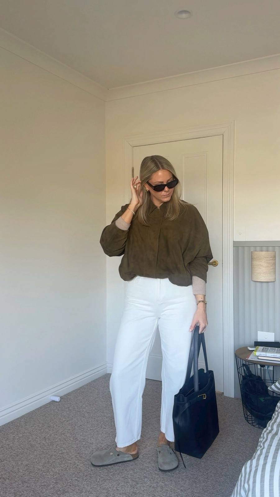 Bomber jackets and barrel leg jeans - what a combo! I’m in a 10 in the jeans (Feather & Noise but I’ve linked similar!), a large in the bomber (from IDA-S, but I’ve linked similar!) and medium in the long sleeve top x

#LTKaustralia #LTKautumn #LTKstyletip