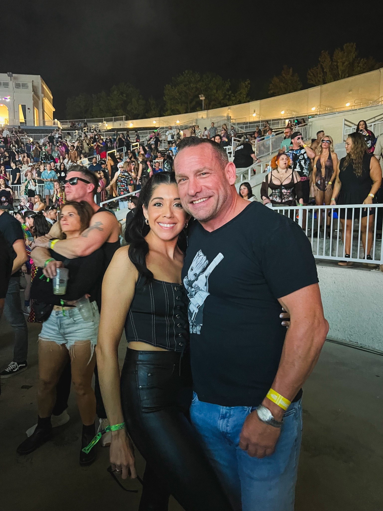 Breakaway Festival Fit #EDMfestival #FashionNova #corset #festivalfit #festivalwear #spanxleatherpants #converse #EDM #concertfit

#LTKFindsUnder50 #LTKParties #LTKSeasonal