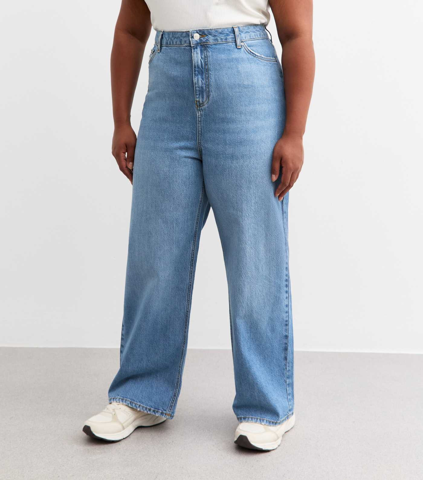 Curves Blue Adalae High Waisted Wide Leg Jeans
						
						Add to Saved Items
						Remove from ... | New Look (UK)
