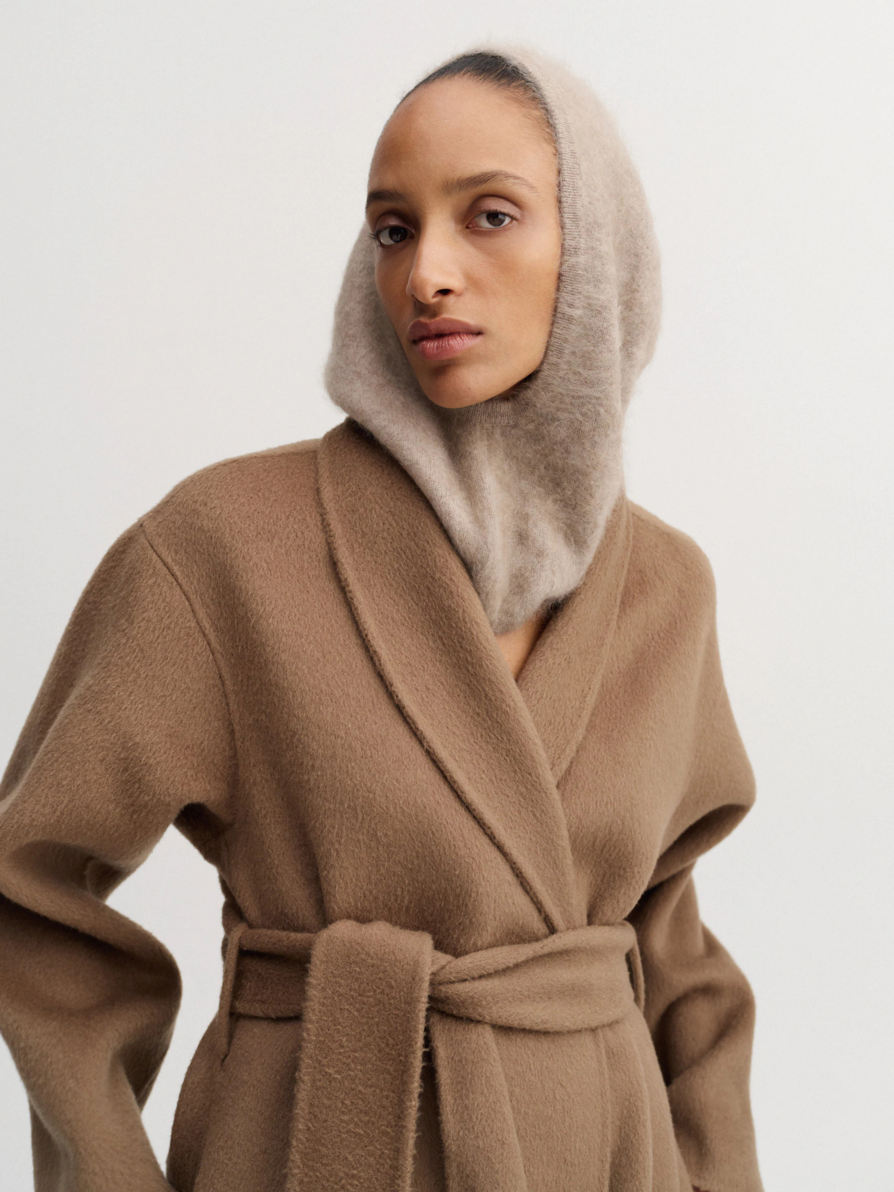 Bibbi Balaclava, nougat | Almada Label