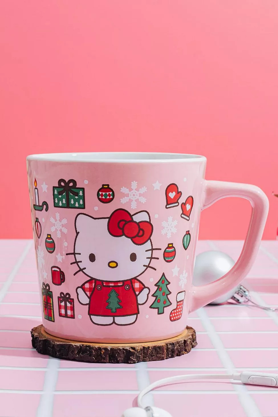 Sanrio Hello Kitty Holiday Mug | Urban Outfitters (US and RoW)