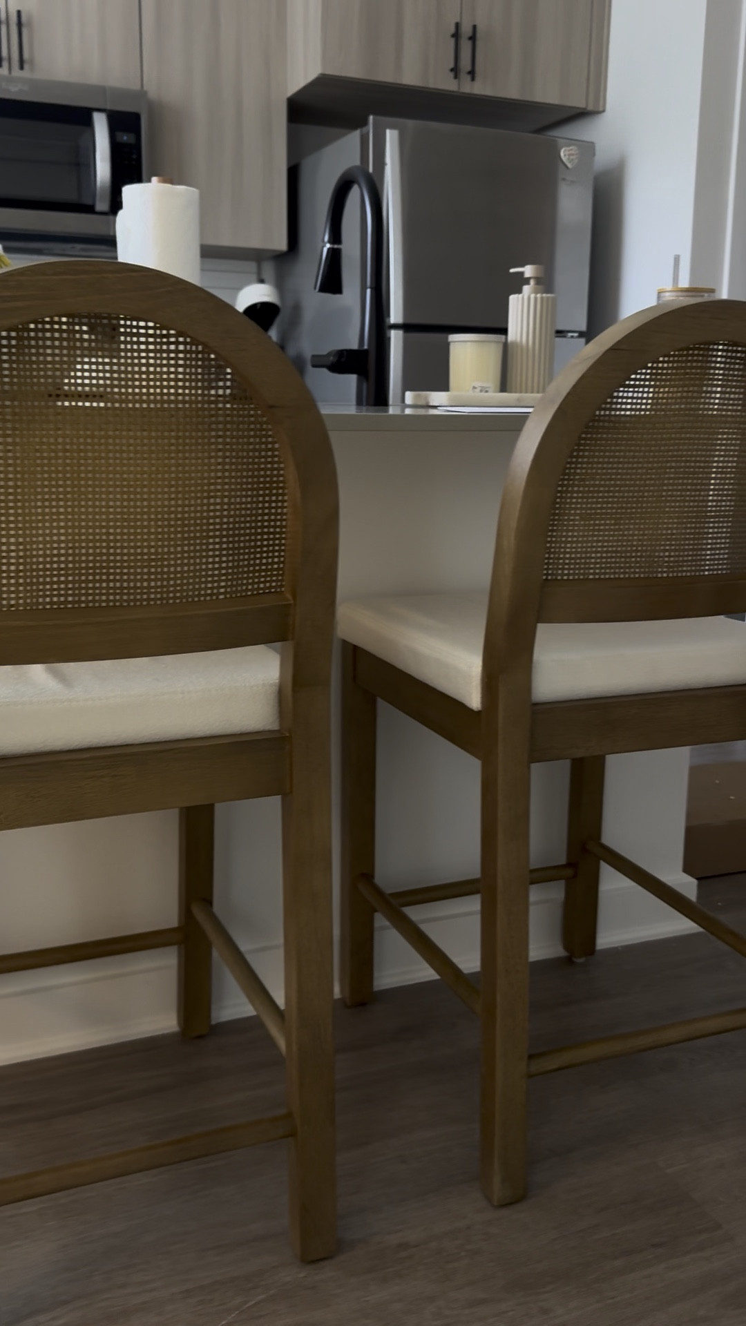 boucle rattan bar stools🤎 