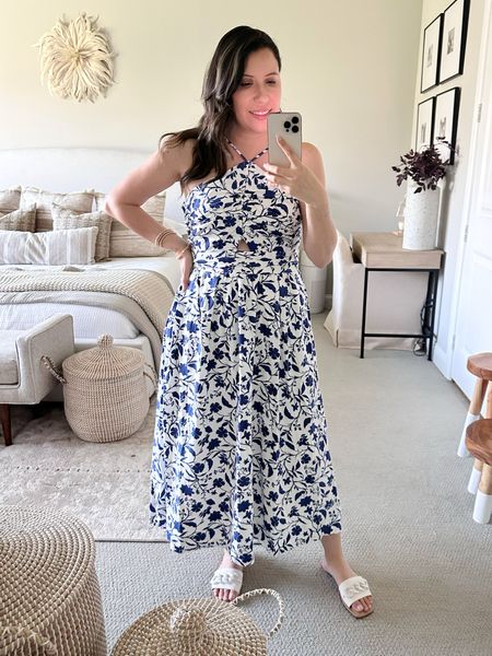 #walmartpartner Look what just came in the mail! How pretty is this navy floral dress for summer?! The fabric is so lightweight and I love the neckline and pretty cutout detail. 💙

#LTKMidsize #LTKStyleTip