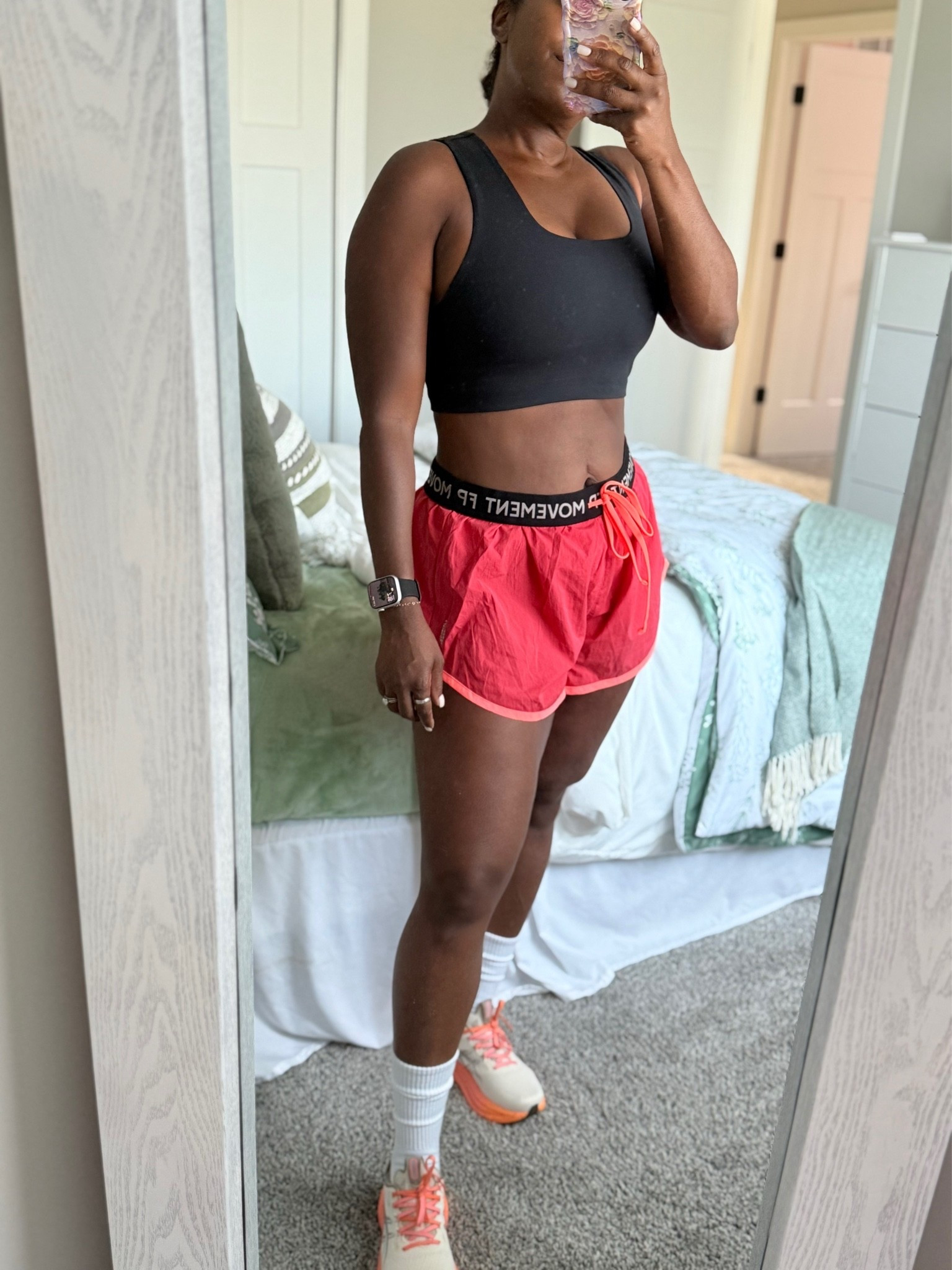 I was #gifted the ASICS x Free People collab last week and it absolutely HITS. I’m loving this color way. It’s so sun-setty. The bra is a medium although in my opinion the band is a little tight so I’d personally for myself size up. The pants are an XL but I could do L. I do indeed love a very oversized short but their size guide seems pretty accurate ❤️

#LTKOver40 #LTKActive #LTKfitnessgoals