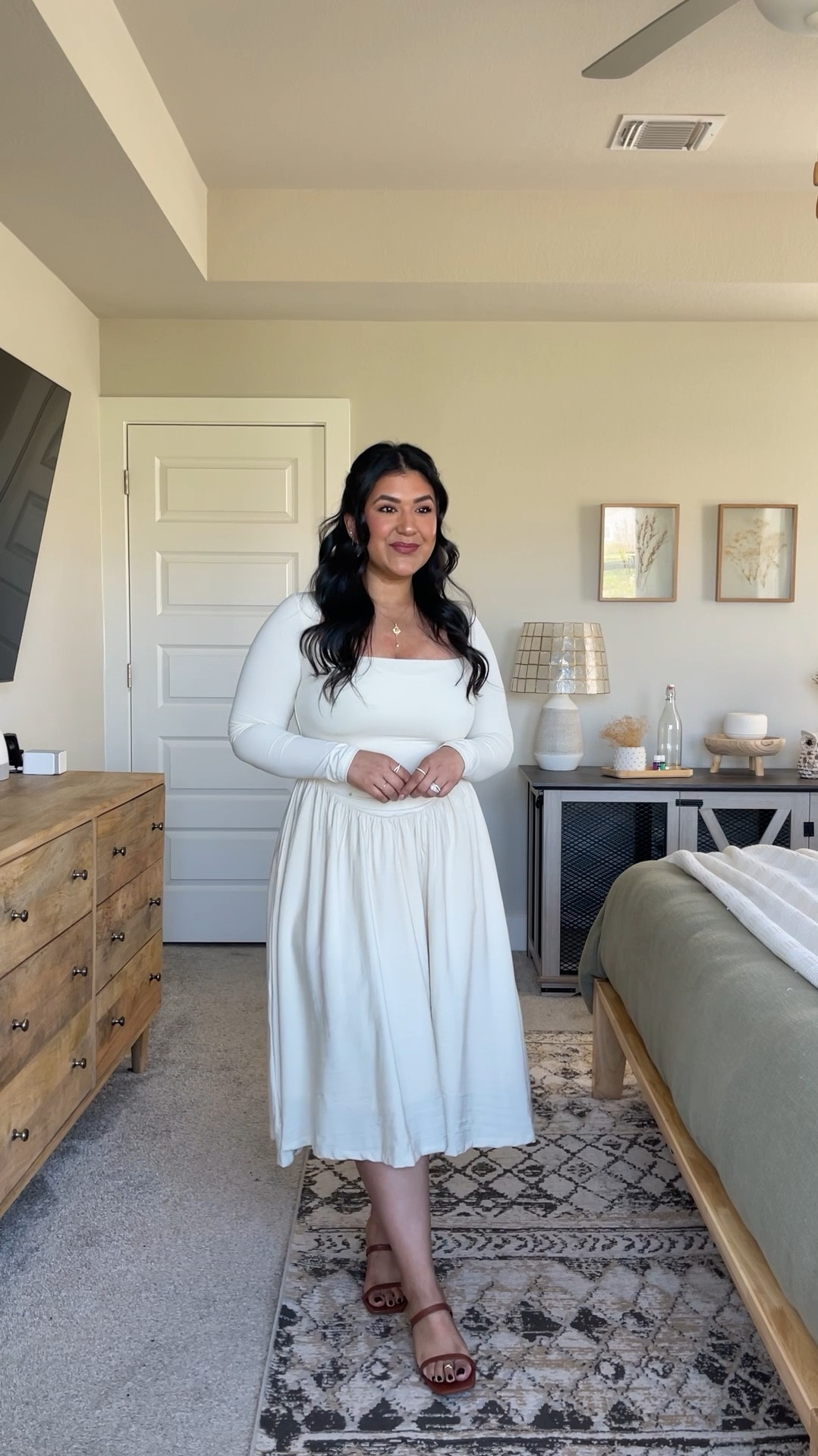 SIZING: I’m 5’1”, size 10-12, large⁣ // Wearing a large in this dress, shade Beige. Comes in lots of beautiful shades. The top area is very fitted, double lined, and stretchy, and then flares out around the hips and thighs. SO flattering!⁣ // Shoes are true to size. // Also linking the strapless bra I’m wearing (size large, go by the size chart on Amazon), as well as my jewelry.⁣ 


#LTKPetite #LTKMidsize #LTKFindsUnder50