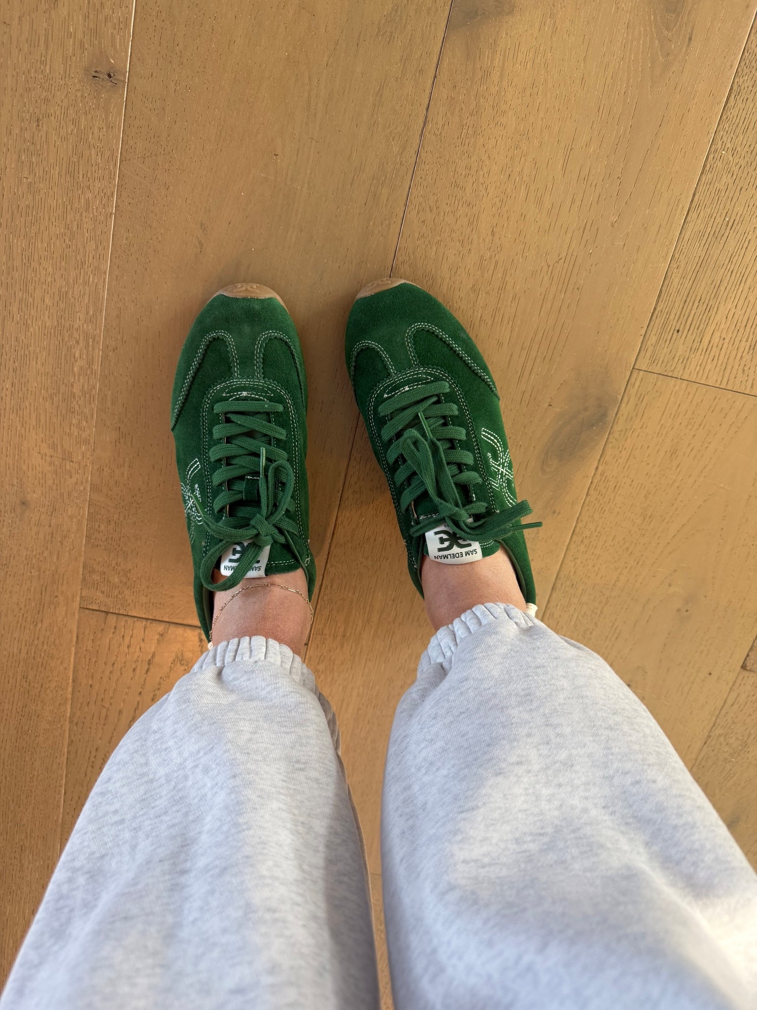 Love the green Sam Edelman sneakers!! 

#LTKFindsUnder100 #LTKHoliday #LTKSaleAlert