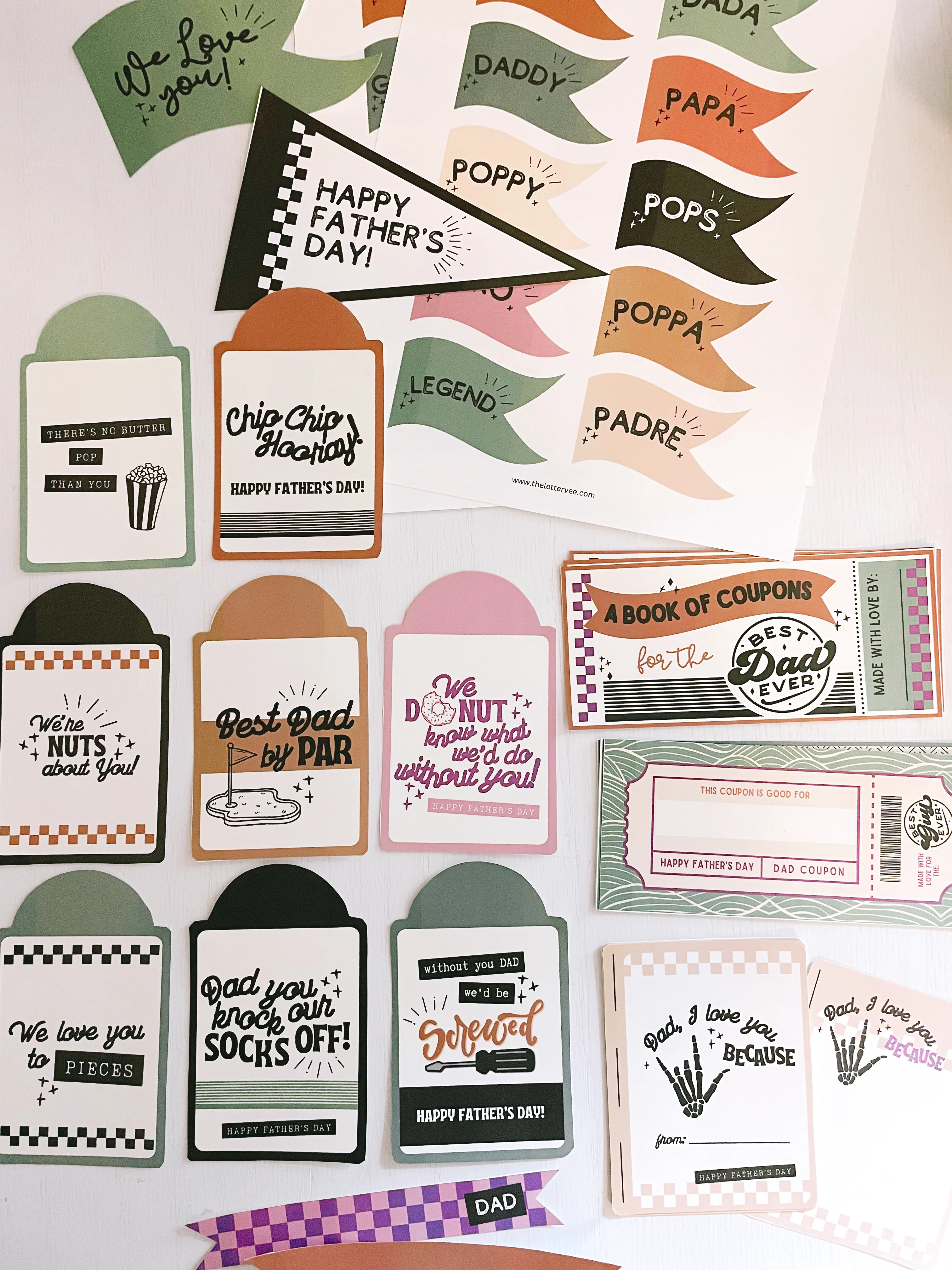 Father's Day Tags and Flags | Printable tags | The Letter Vee