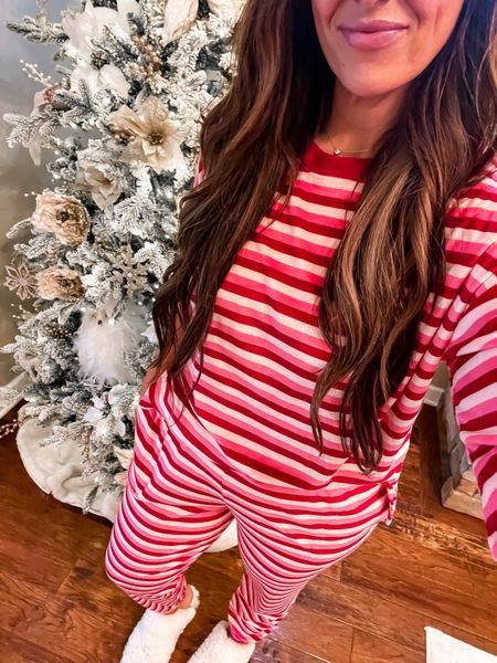 Holiday pajamas size large 

#LTKHoliday #LTKcurves #LTKGiftGuide