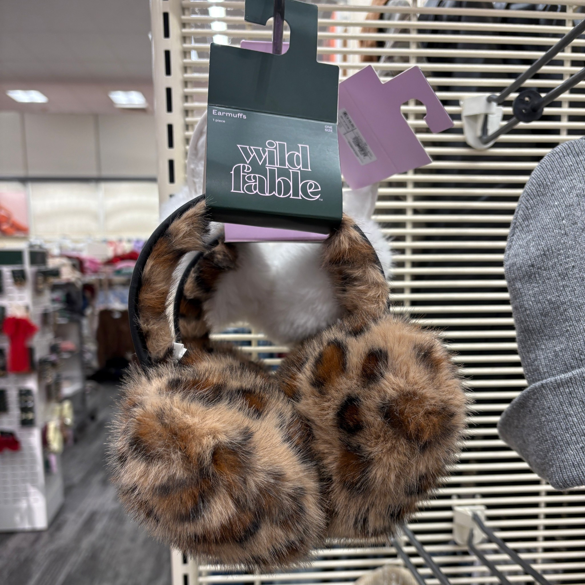 Such a cute winter accessorie under $20