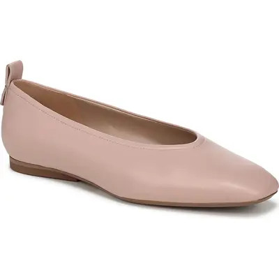 27 EDIT Naturalizer Carla Flat in Silver Leather at Nordstrom, Size 6 | Nordstrom