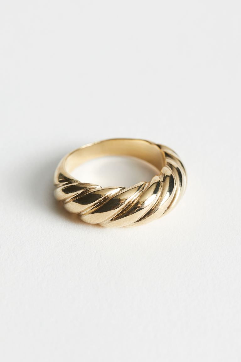 Twisted Sphere Ring | H&M (UK, MY, IN, SG, PH, TW, HK)