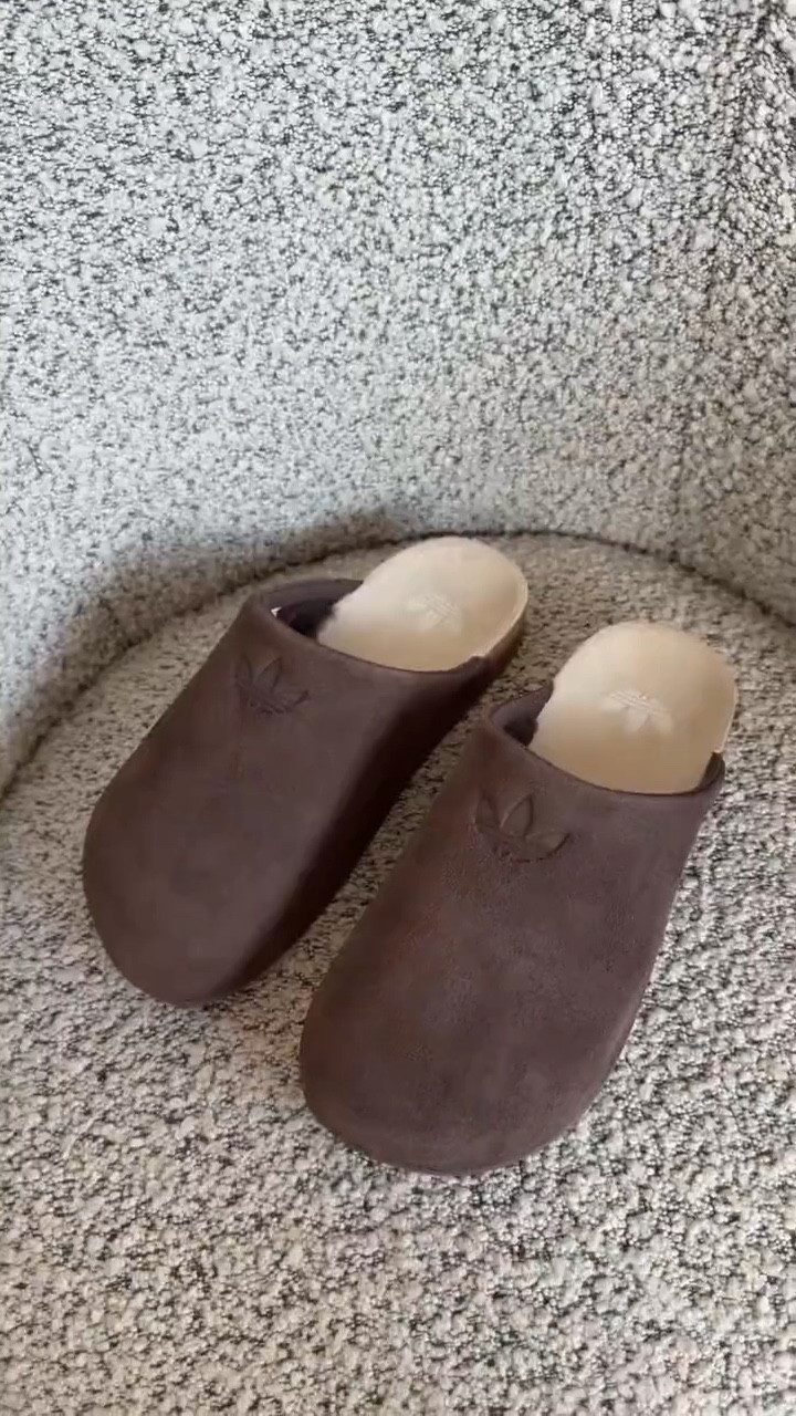 Such a cute easy slip on shoe for everyday 🤎✨

#LTKSpringSale #LTKActive #LTKU