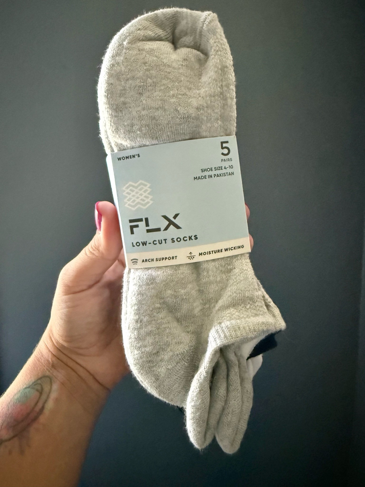 🧦 I tried. I really tried to become a crew sock person. The millennial in me said absolutely not. 😂
These are the socks I actually keep rebuying, and they’re on sale for Kohl’s Deal Days.
FLX 5-pack athletic low cut tab socks — $9.74 with code TAKE25
FLX 5-pack athletic no show socks — $9.74 with code TAKE25
FLX 5-pack athletic liner socks — $9.74 with code TAKE25
FLX 2-pack relaxed ribbed welt ankle socks
FLX 2-pack scallop welt ankle socks
The 5-packs are regularly $12.99. Deal Days + code TAKE25 end October 8. Kohl’s tracks on the website, not the app.
FLX socks, Kohl’s Deal Days, low cut socks, no show socks, ankle socks, women’s athletic socks, sock multipack, Kohl’s finds, everyday basics