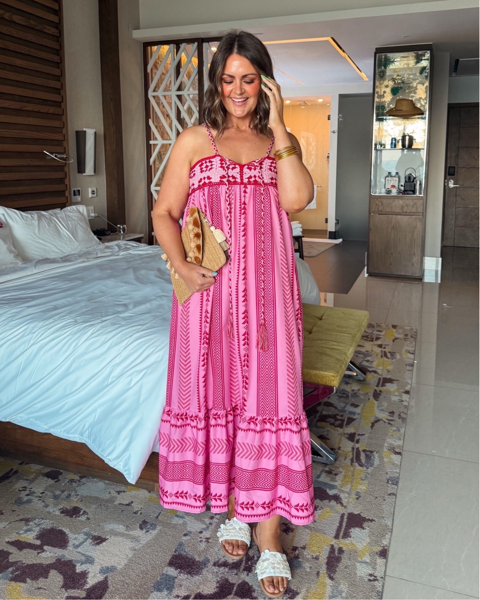 Soft tummy friendly dress under $40
Size large
Sandals, true 10
Strapless bra, 36D

Spring dress, resort wear, vacation dress, size 12, midsize, Amazon finds 



#LTKMidsize #LTKSeasonal #LTKootd