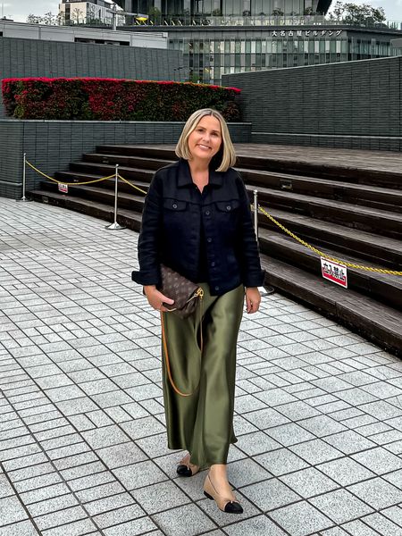 Olive green satin slip skirt, a linen jacket, lace cami and ballerina shoes. 


#LTKfindsunder50 #LTKover40 #LTKstyletip