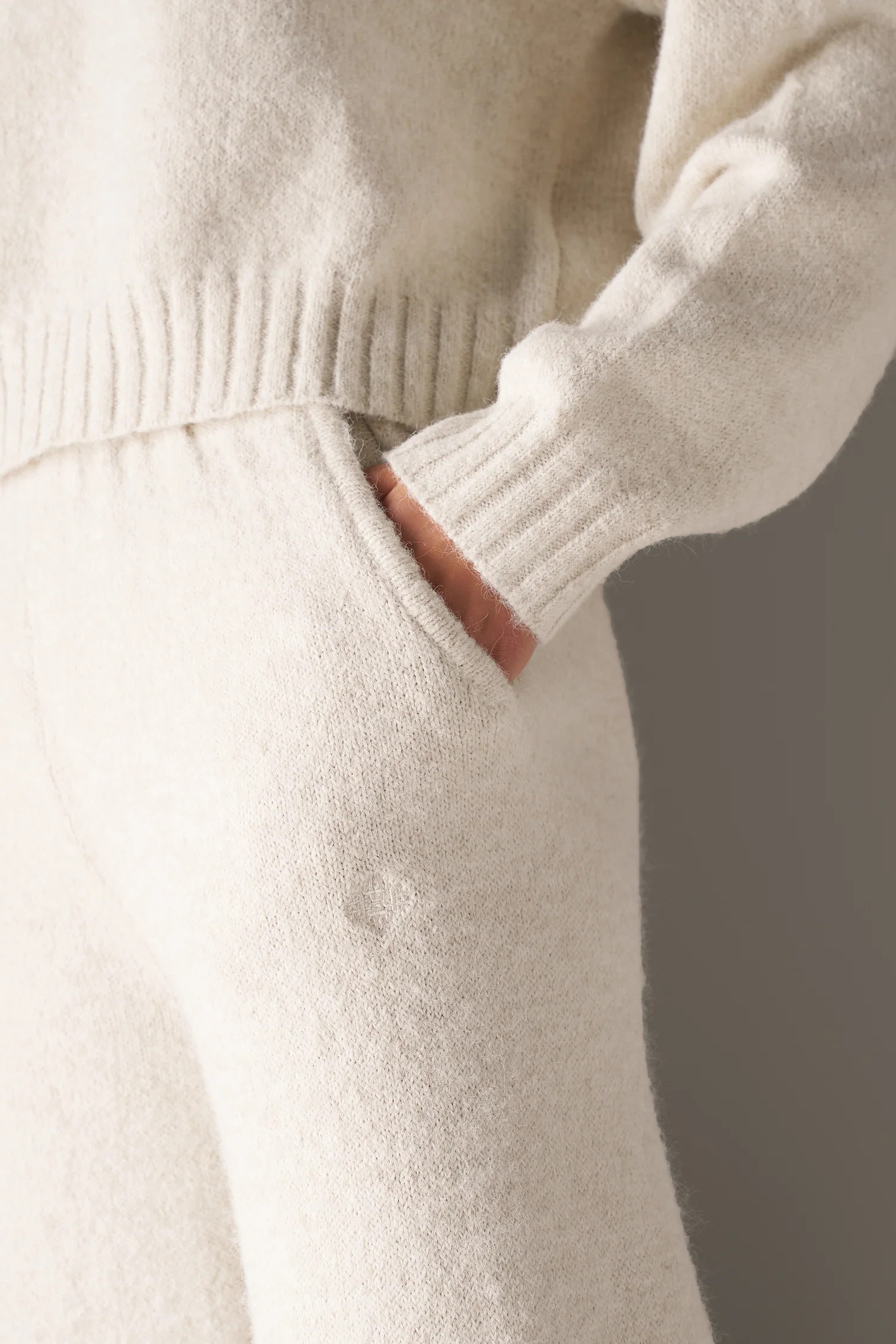 EMBLEM EMBROIDERED KNIT JOGGERS - OAT | The Couture Club