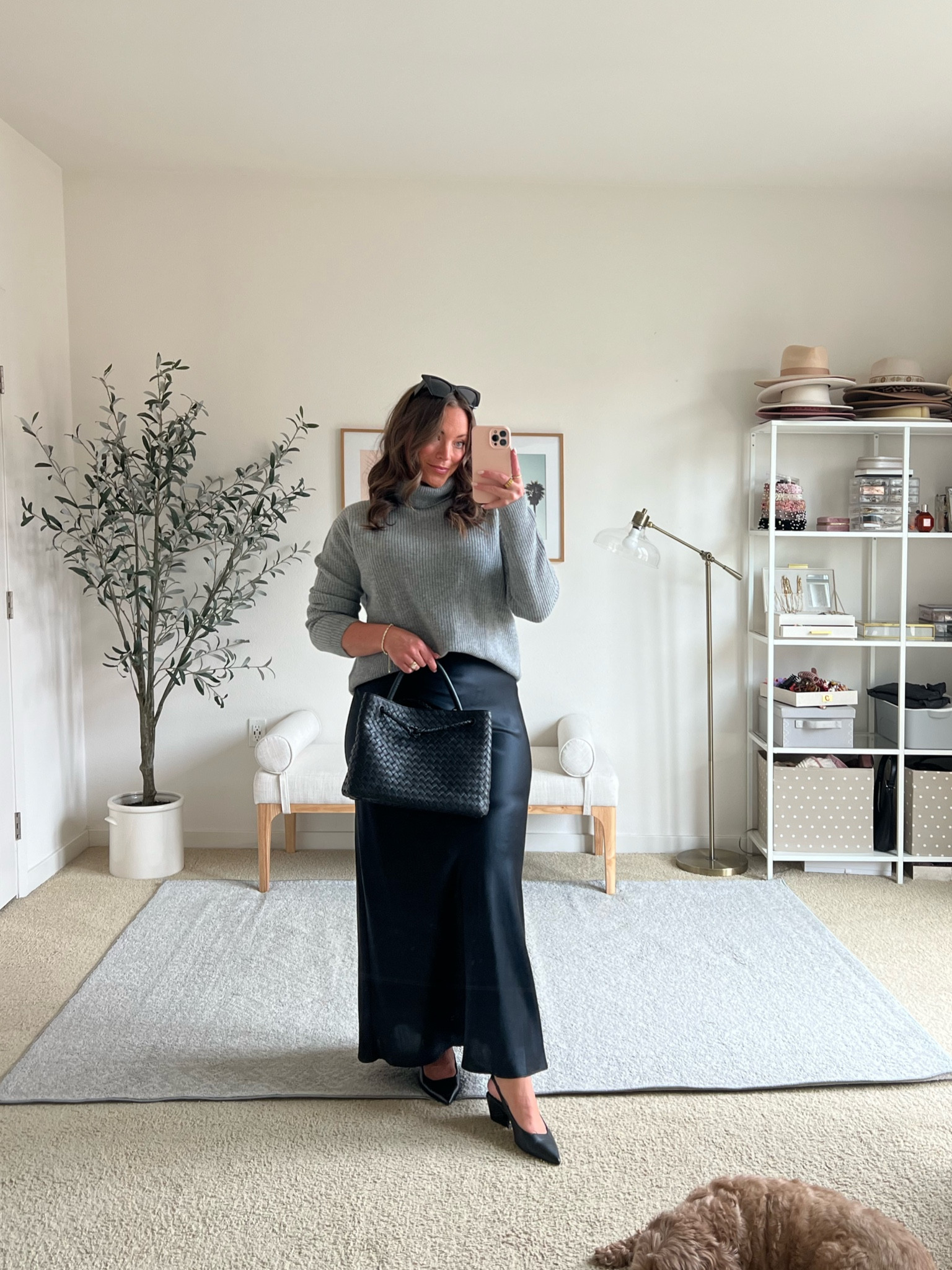 I love this outfit 🖤

Cashmere turtleneck sweater size medium 🖤
Silk skirt size large- it fits loose in waist,
Med might be better for me!



#LTKSeasonal #LTKMidsize