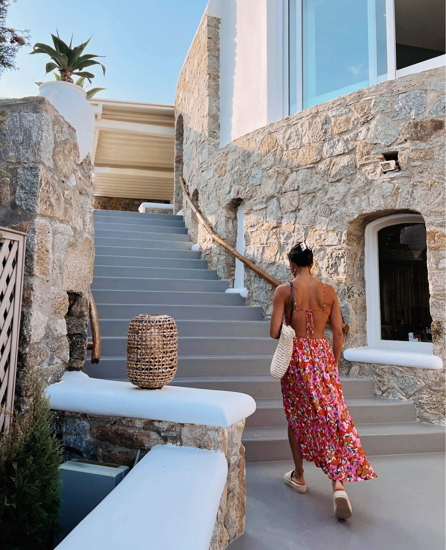 The Amazon dress is so cute and only $28! The cutout detail and halter neck are so flattering ♥️ #openbackdress #amazon #amazonfind #bestamazondresses #dress #vacationoutfit #beachbag #greece #greecestyle

#LTKeurope #LTKSeasonal #LTKunder50