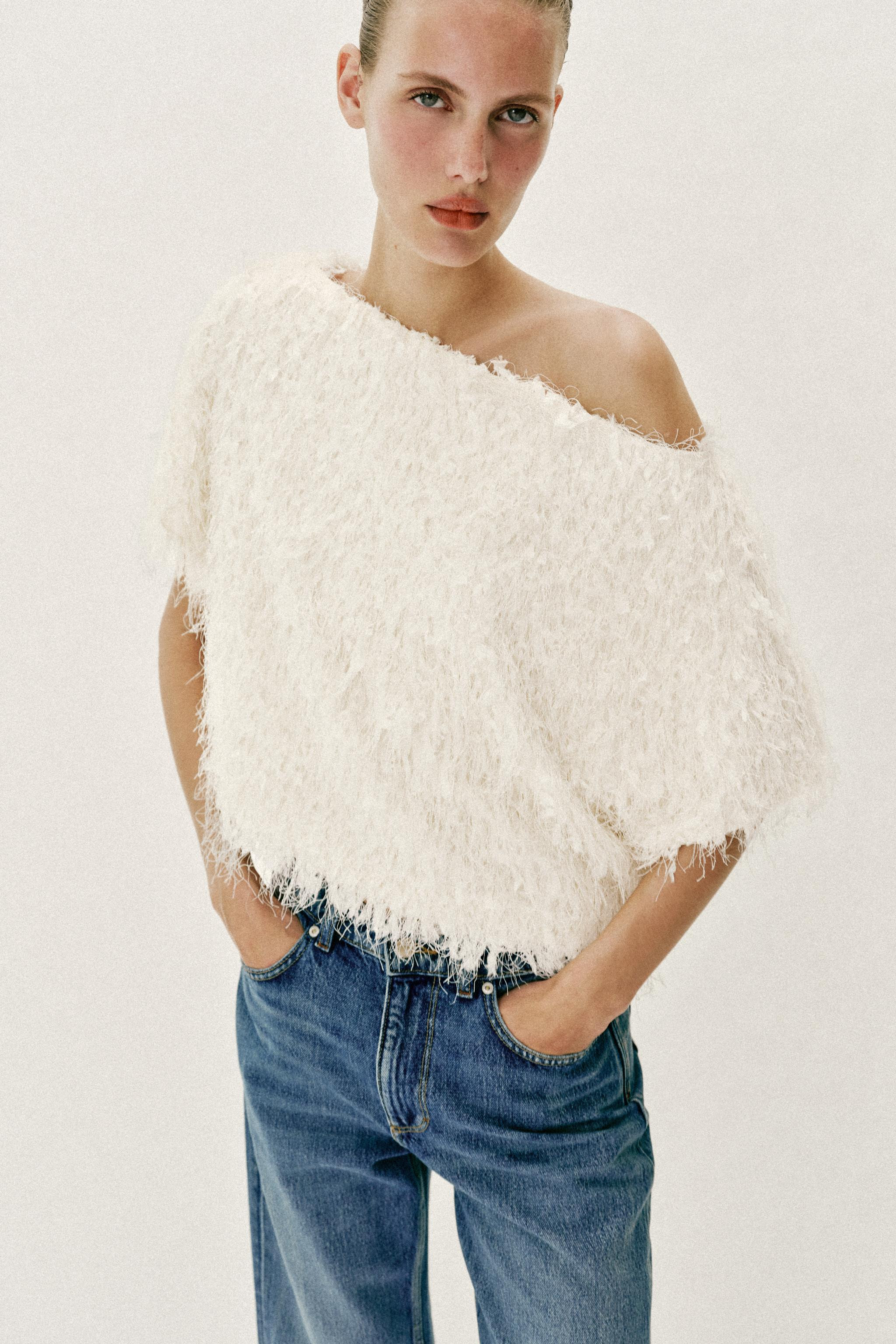 FRINGED KNIT TOP | Zara US