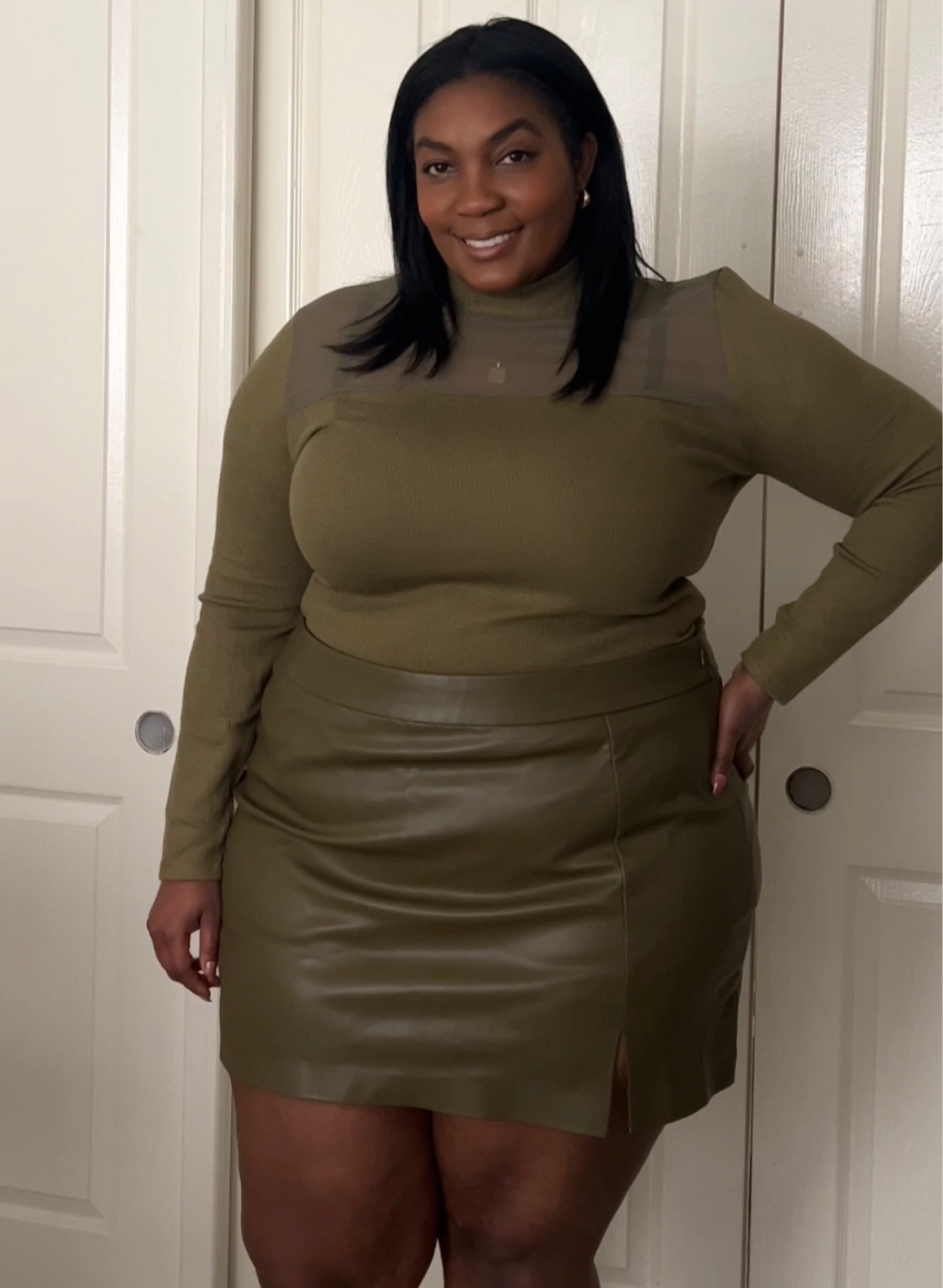 Monochromatic leather for the winter

#LTKplussize #LTKSeasonal #LTKstyletip