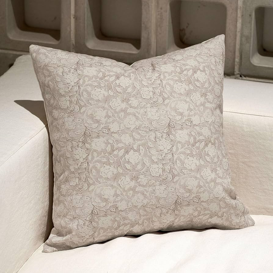 DOMVITUS Floral Pillow Covers 18x18, Throw Pillows for Couch, Floral Print Pillow Cover, Decorati... | Amazon (US)