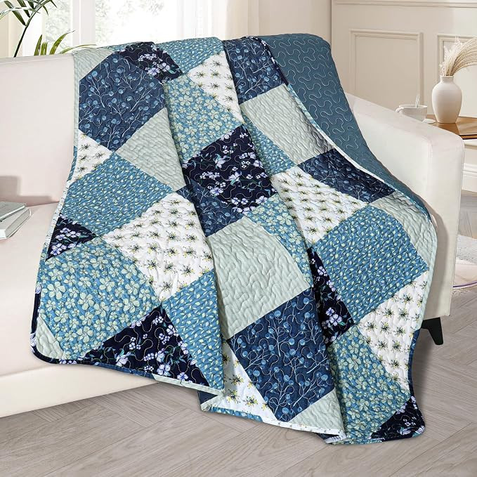 Exclusivo Mezcla 50"x 60" Quilted Throw Blanket- Microfiber Quilt Throw with Boho Patchwork Patte... | Amazon (US)
