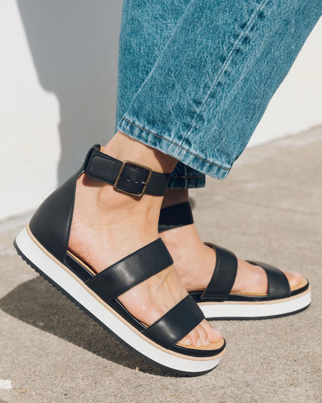 Cara City Sandal | Soludos