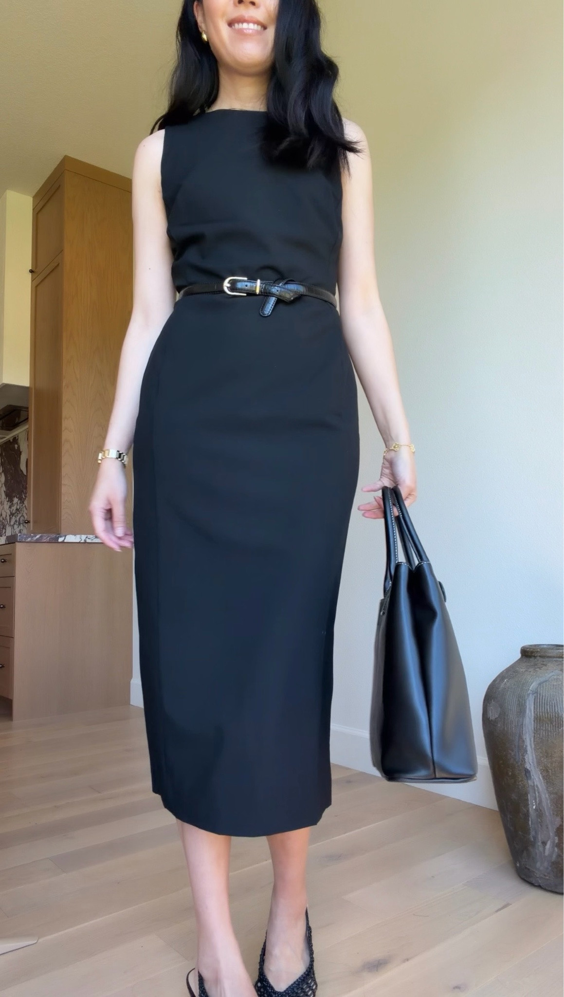 This modern suiting option is the only way to dress for work. 

#officeoutfit
#modernworkwear
#AnnTaylor
#classicstyle
#AnnTaylorPartner

#LTKootd #LTKWorkwear #LTKgrwm