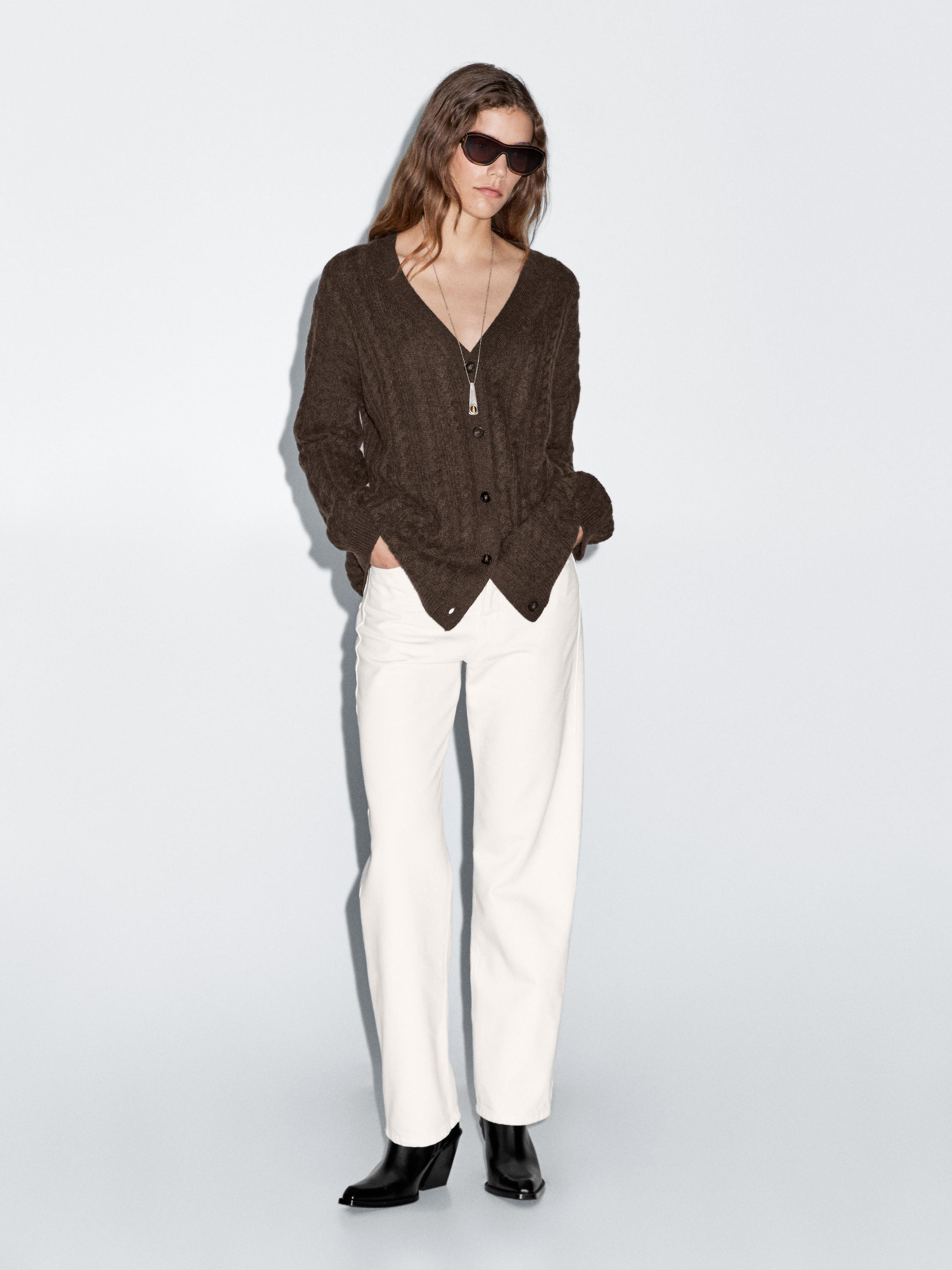 Strickcardigan aus Wollmischgewebe mit Zopfmuster | Massimo Dutti DE