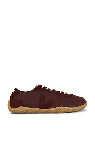 Veja Jitsu x Baserange Sneaker in Burgandy. - size 42 | Revolve Clothing (Global)