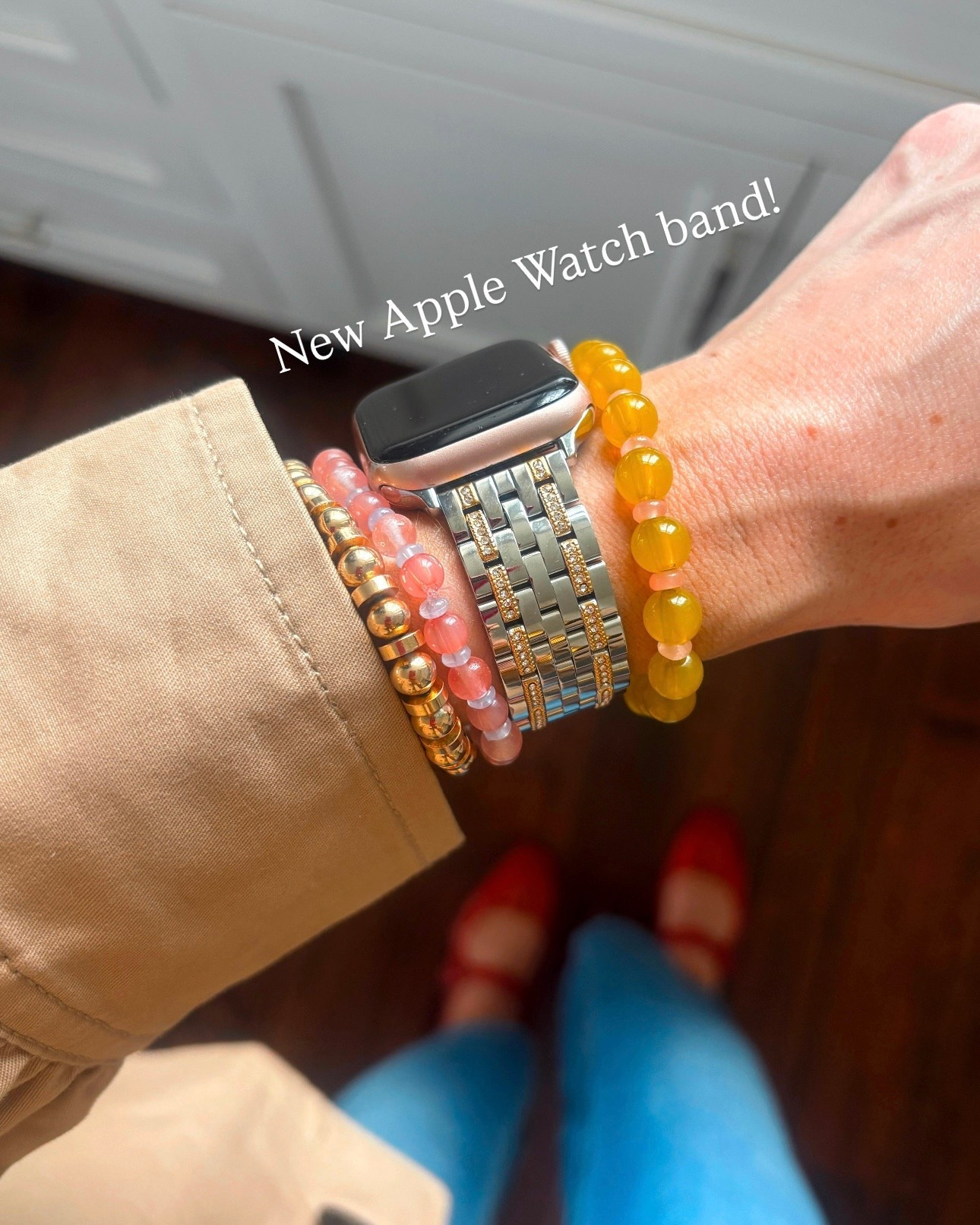 I just got this gorgeous new Apple Watch band from Quince! It’s gold and silver so it will go with everything, and the diamonds make it so sparkly. ￼