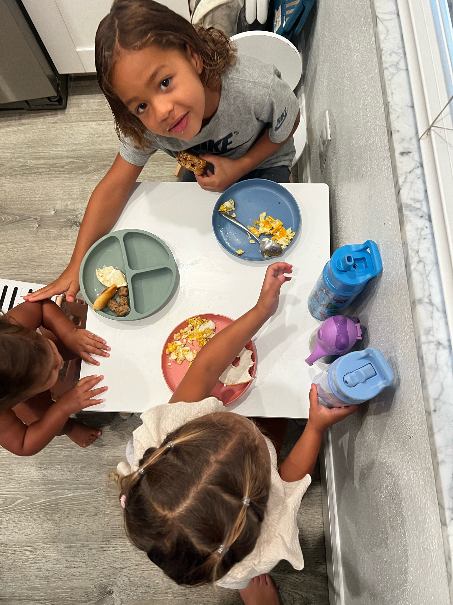 Walmart kitchen finds on a budget! These appliances, dishware and kitchen must haves are such a steal from Walmart and don’t compromise on style! #walmartfinds #kitchenfinds #onabudget Walmart finds, beautiful blender, waffle maker, kids table, Walmart on a budget, 

#LTKHome #LTKKids #LTKFindsUnder50