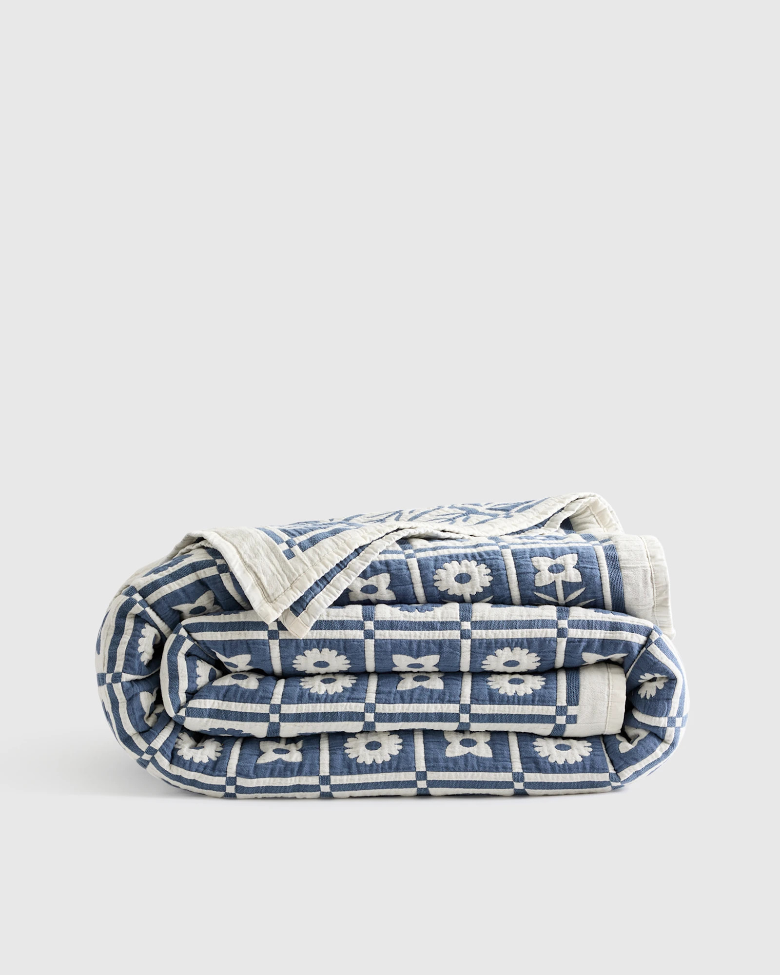 Quince | Jacquard Floral Coverlet in Toffee, Size Twin, Organic Cotton | Quince