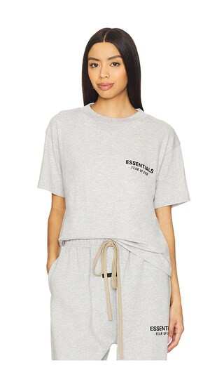 Crewneck T-Shirt in Light Heather Gray | Revolve Clothing (Global)