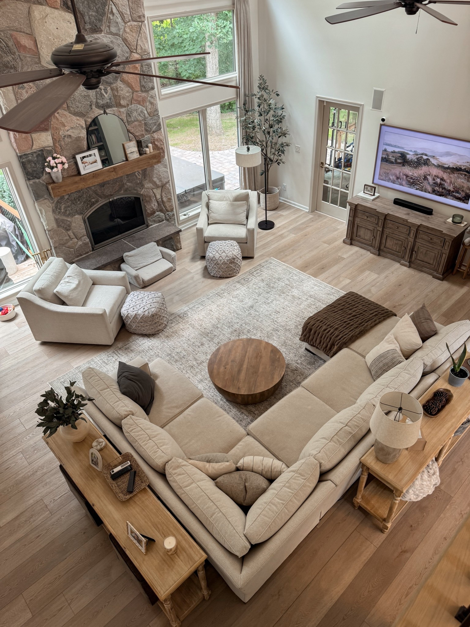 Shop my living room from wayfair! Some of my favorite rugs are up to 55% off! 😍 #Ad #Wayfair #WayfairPartner @Wayfair

#LTKHome