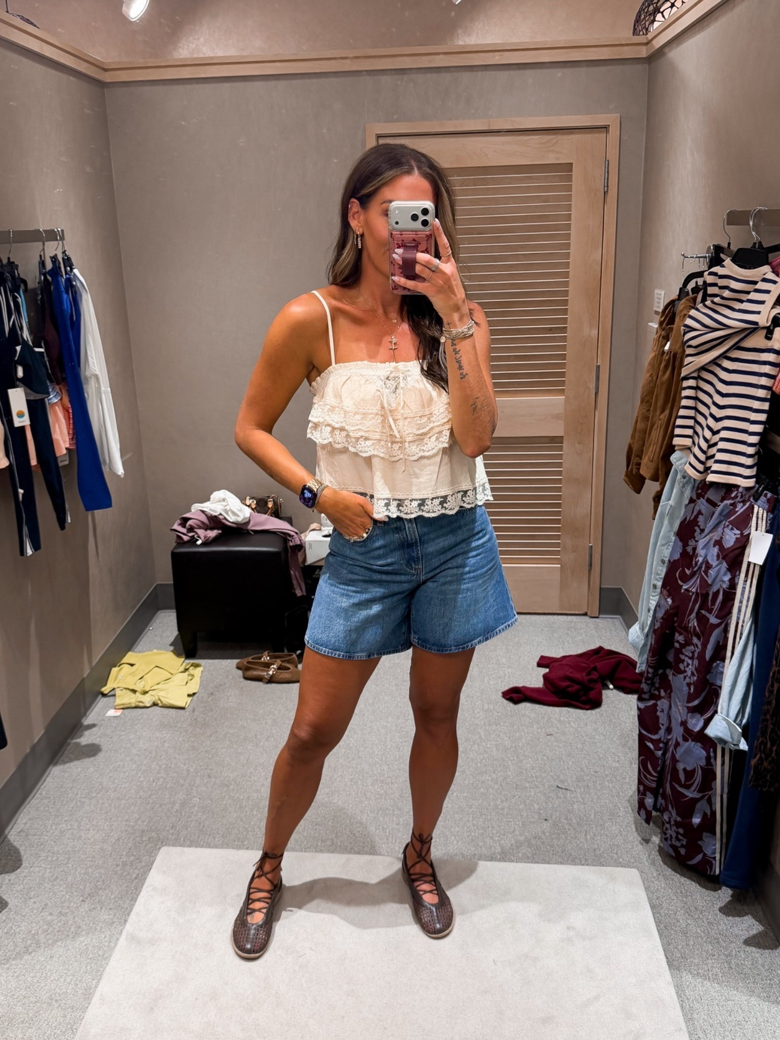 Top-small
Shorts/26

#LTKootd #LTKSaleAlert