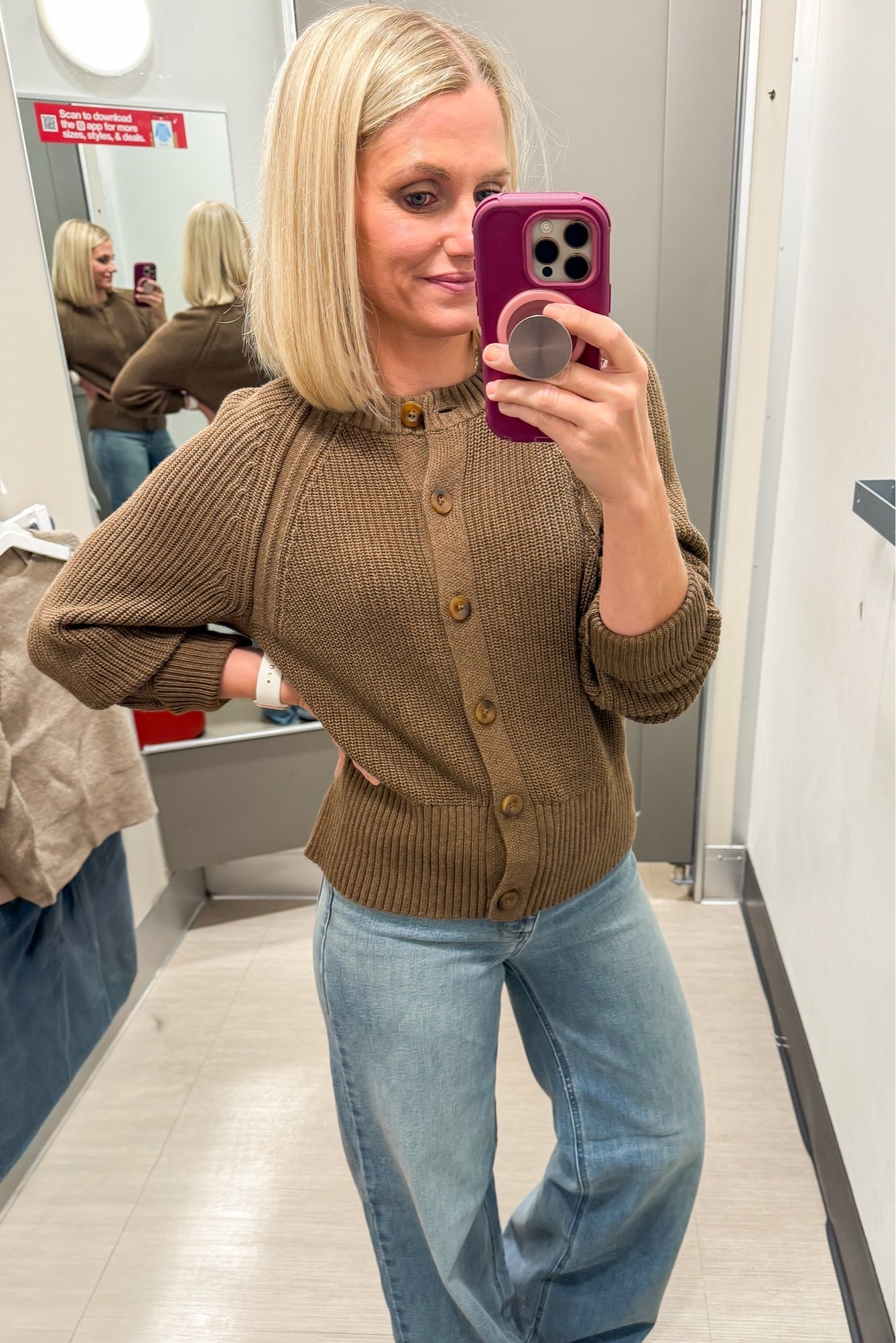 This cardigan from @Target is so good! I’m really loving the style! It comes in other great fall colors! I’m wearing a small!

#LTKOver40 #LTKSeasonal #LTKPetite