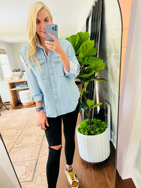 Target Fall Fashion Finds! #AD this Chambray shirt is everything!! Under $30 wearing size small @target @targetstyle #TargetPartner #TargetStyle #Target