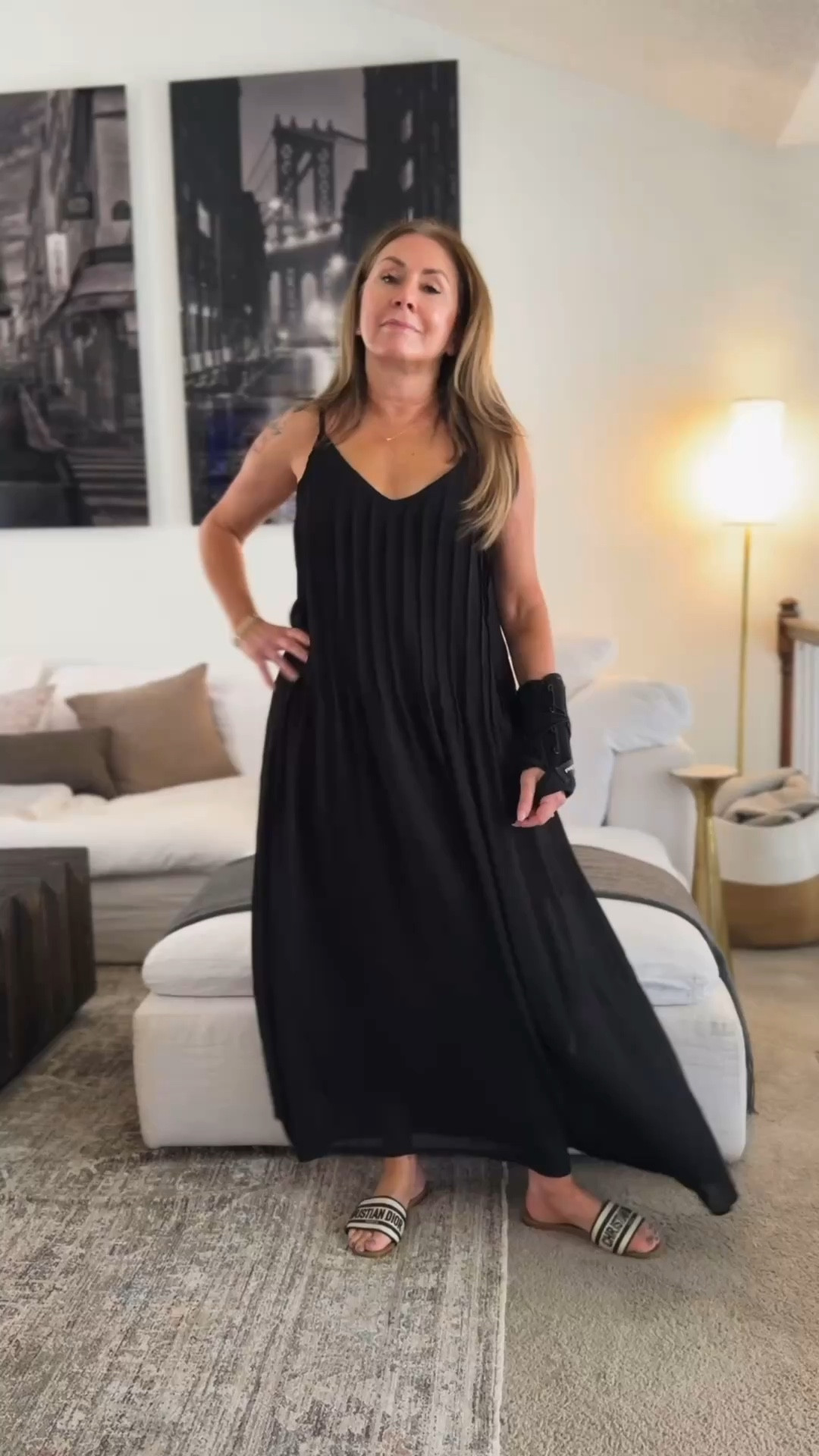 This Amazon dress is giving effortless chic 🖤
Flowy, flattering, and so comfortable. Perfect for spring dinners, vacation nights, or just relaxing on the porch with a glass of wine. Love how easy it is to dress up or keep casual.

#LTKSeasonal #LTKTravel #LTKootd