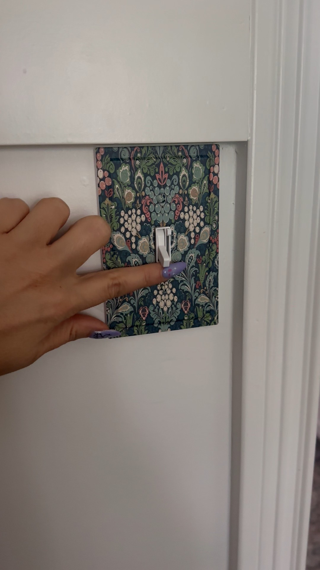 less than $10 to upgrade your basic light switch plate… in love with this William Morris design! 

#LTKStyleTip #LTKSaleAlert #LTKHome