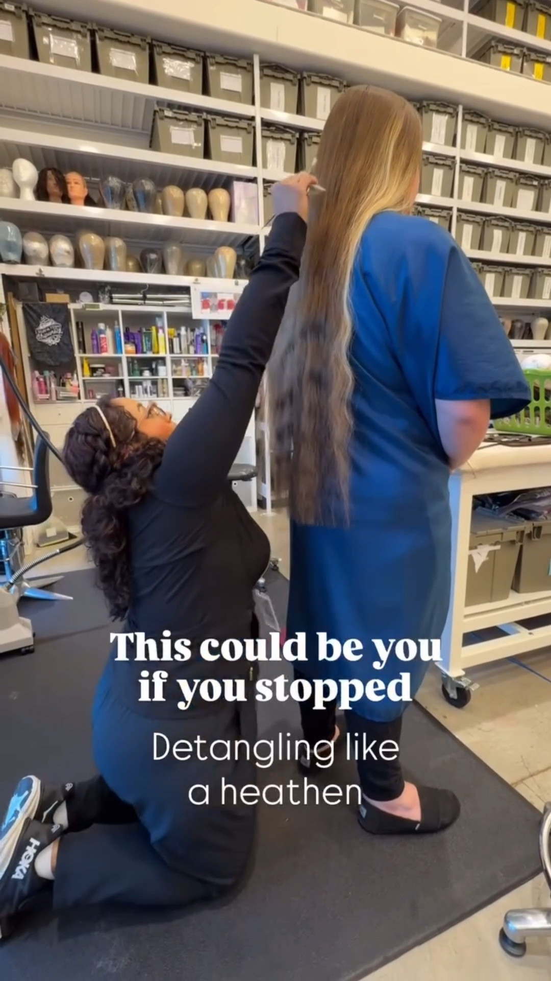 For the girlies wanting that hair length 🤭 

You’ve gotta be committed to the healthy hair journey! Some people are blessed with genetics and others have to work real hard to grow just a couple of inches. 

Take care of your hair and I promise it’ll flourish! 

Would yall ever grow your hair this long??? ⬇️🗳️

Thanks @nicknicksknickknack for trusting me with your luscious, long locks! 💕😍