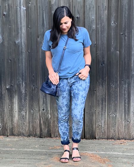 Wearing my old (bought in 2013) floral jeans from @target and trusty @everlane tee in todays outfit post. 
(Fun fact: the jeans are reversible and there are a few pairs on eBay! Check out my LTK or the blog post for links)



#LTKunder50 #LTKstyletip #LTKshoecrush