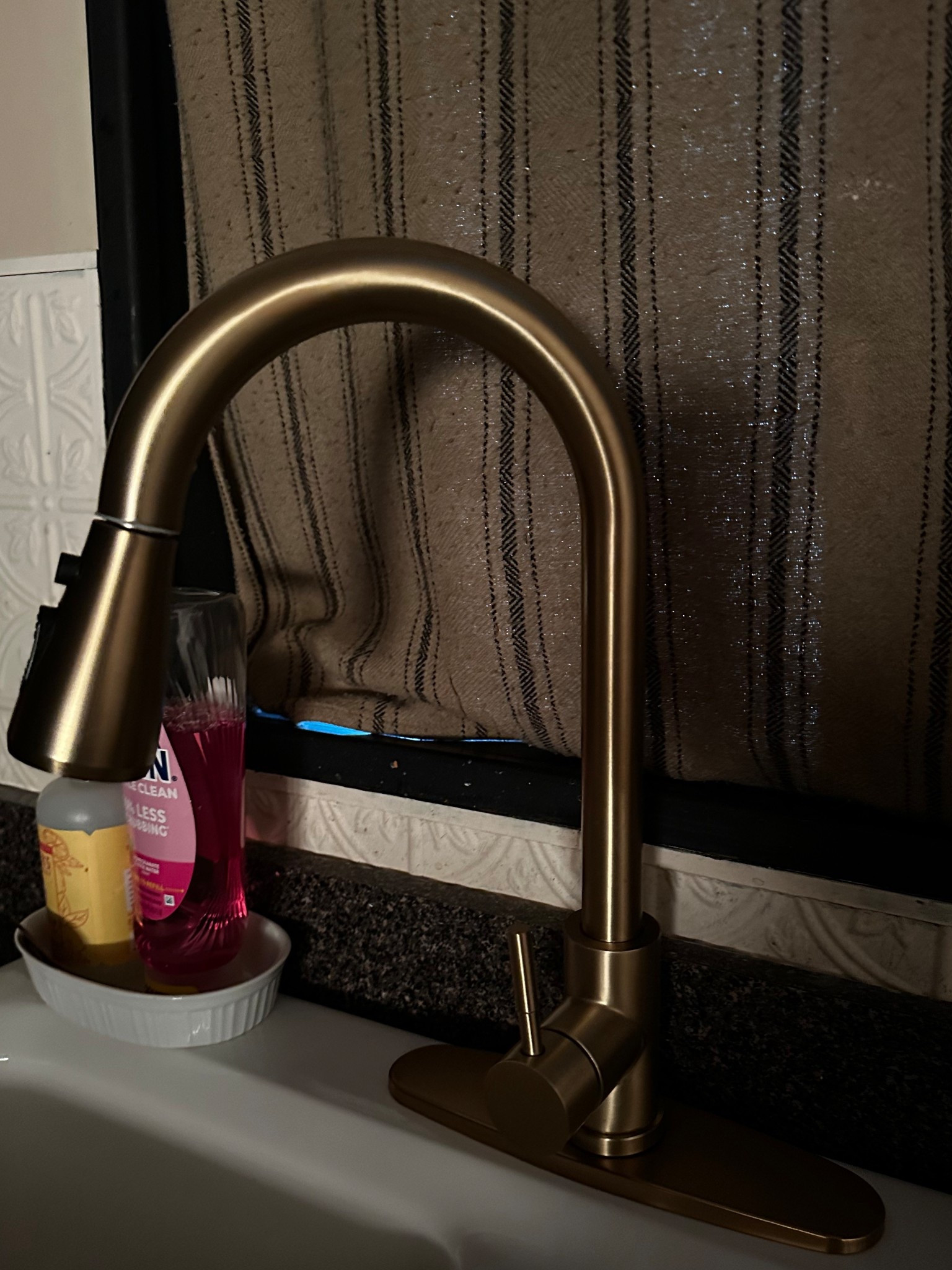 Kitchen faucet - brushed gold ✨

#LTKFindsUnder50 #LTKHome #LTKSaleAlert