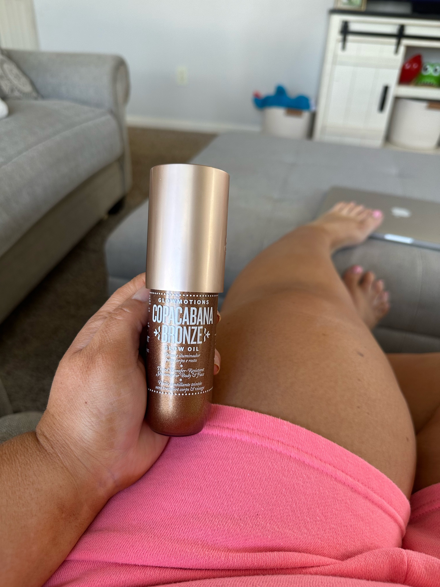This bronze oil is worth the type! It smells amazing, doesn’t rub off on anything else and gives you a perfect glow! 

#LTKbeauty #LTKstyletip #LTKplussize