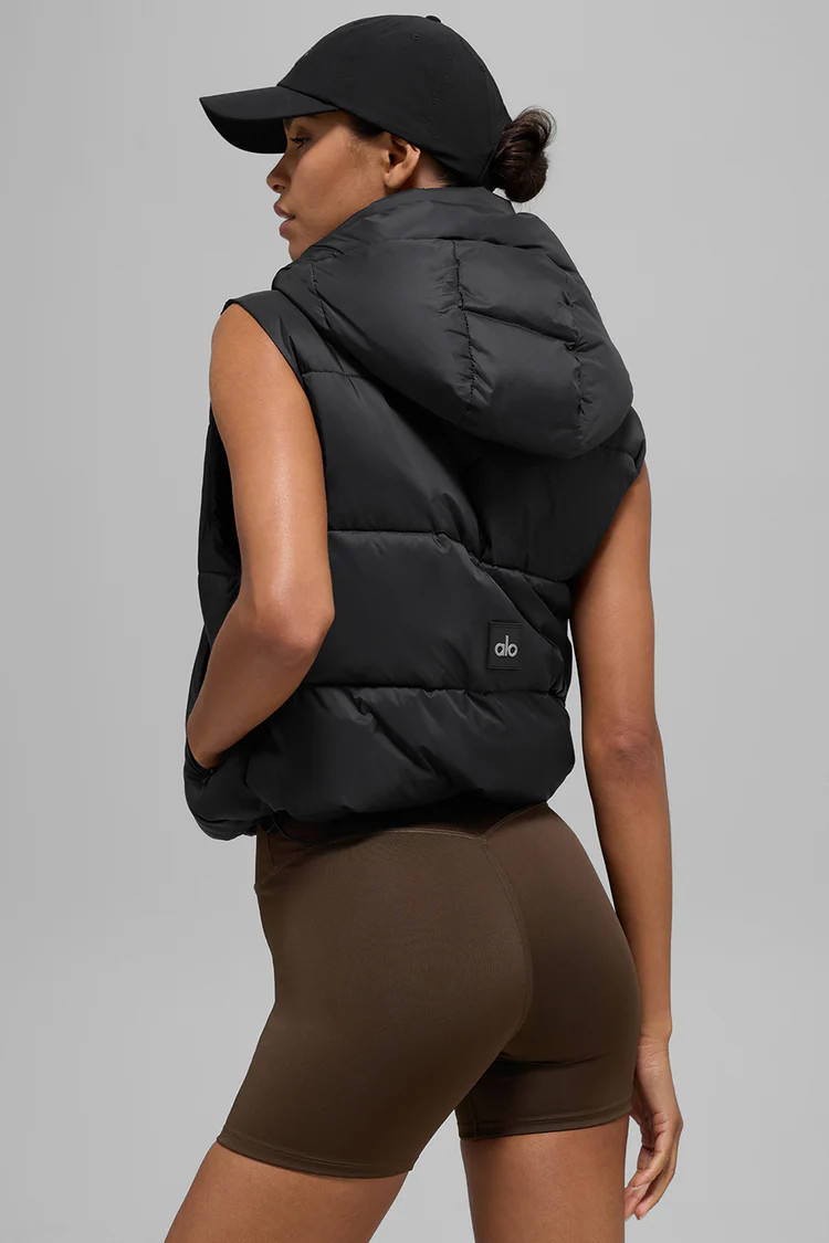 Gold Rush Puffer Vest | Alo Yoga (US)